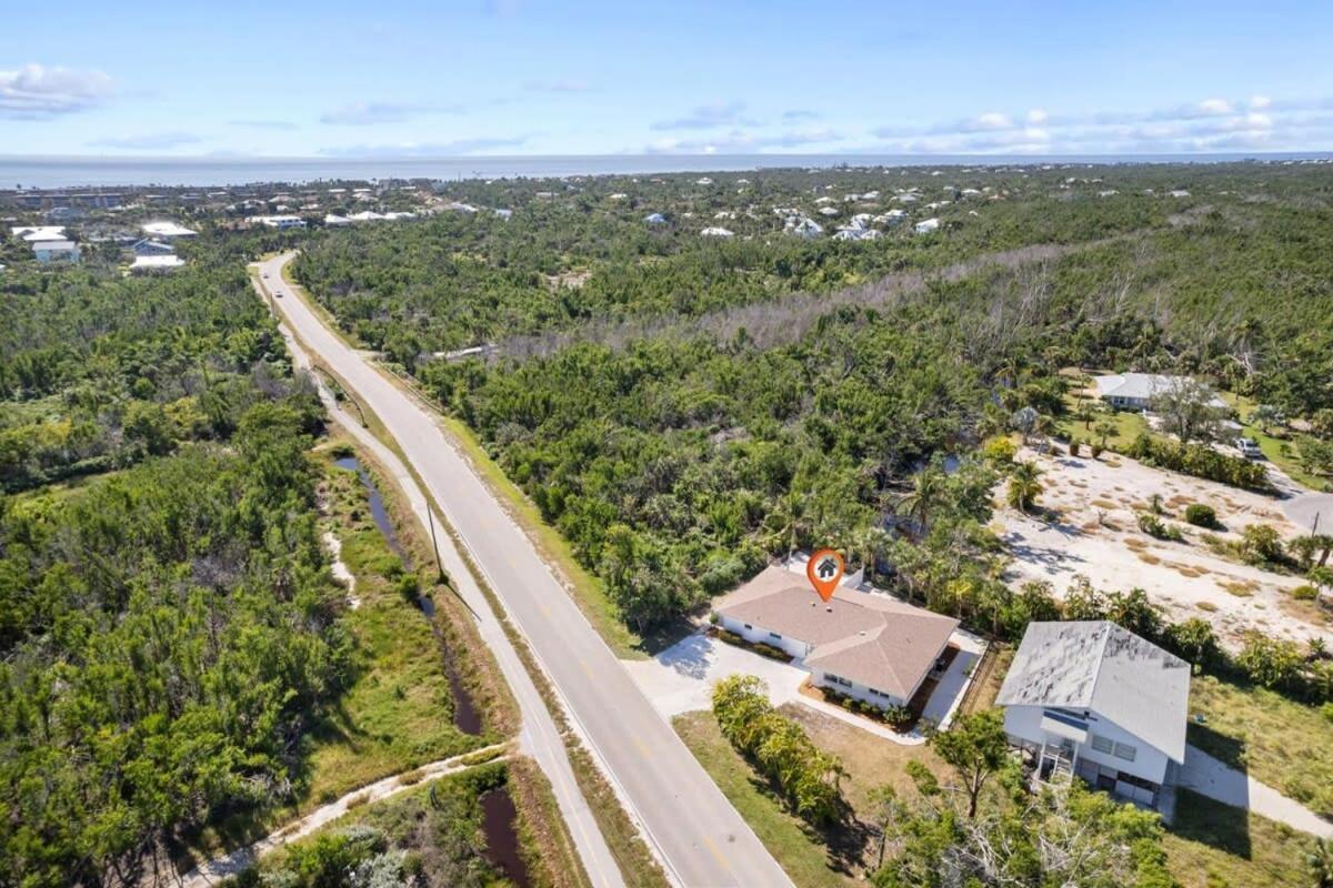 Newly Renovated Ground Level Home On Sanibel River Kültér fotó